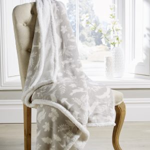 Luxury Reversible Ultra Plush Woodland print Sherpa Fleece Throw 130cm x 180cm (Silver Grey)