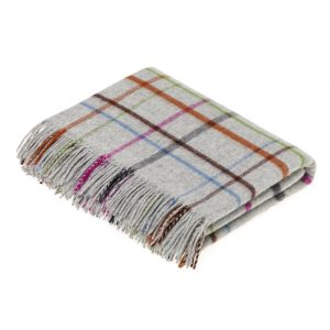 Bronte By Moon Grey Variegated Windowpane 100% Merino Lambswool Throw